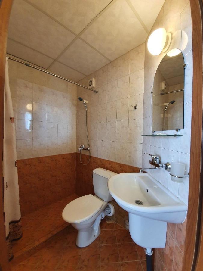 Balaton Hotel Slăntjev Brjag Exteriör bild