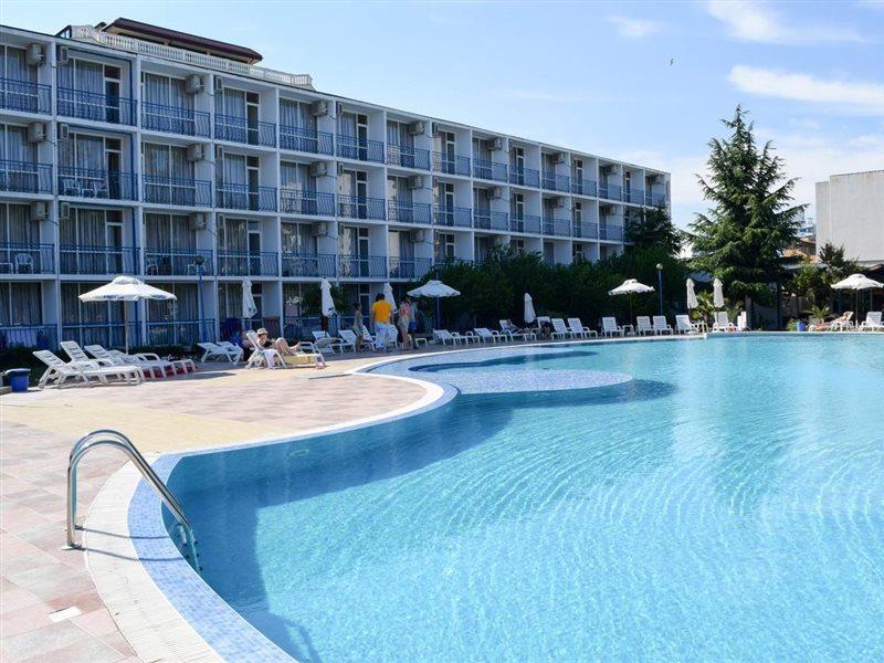 Balaton Hotel Slăntjev Brjag Exteriör bild